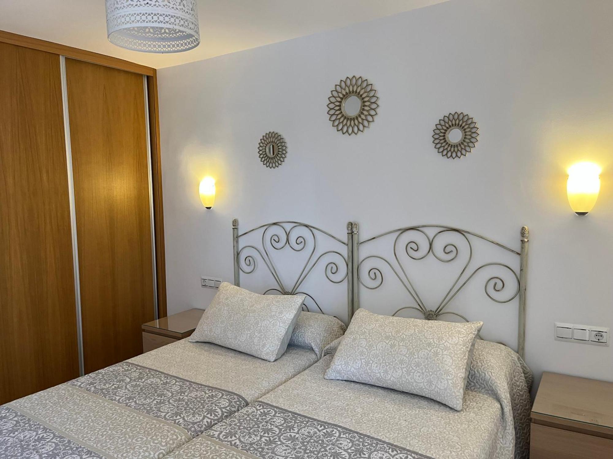 Amaner Capri Apartment Torre Del Mar Bagian luar foto