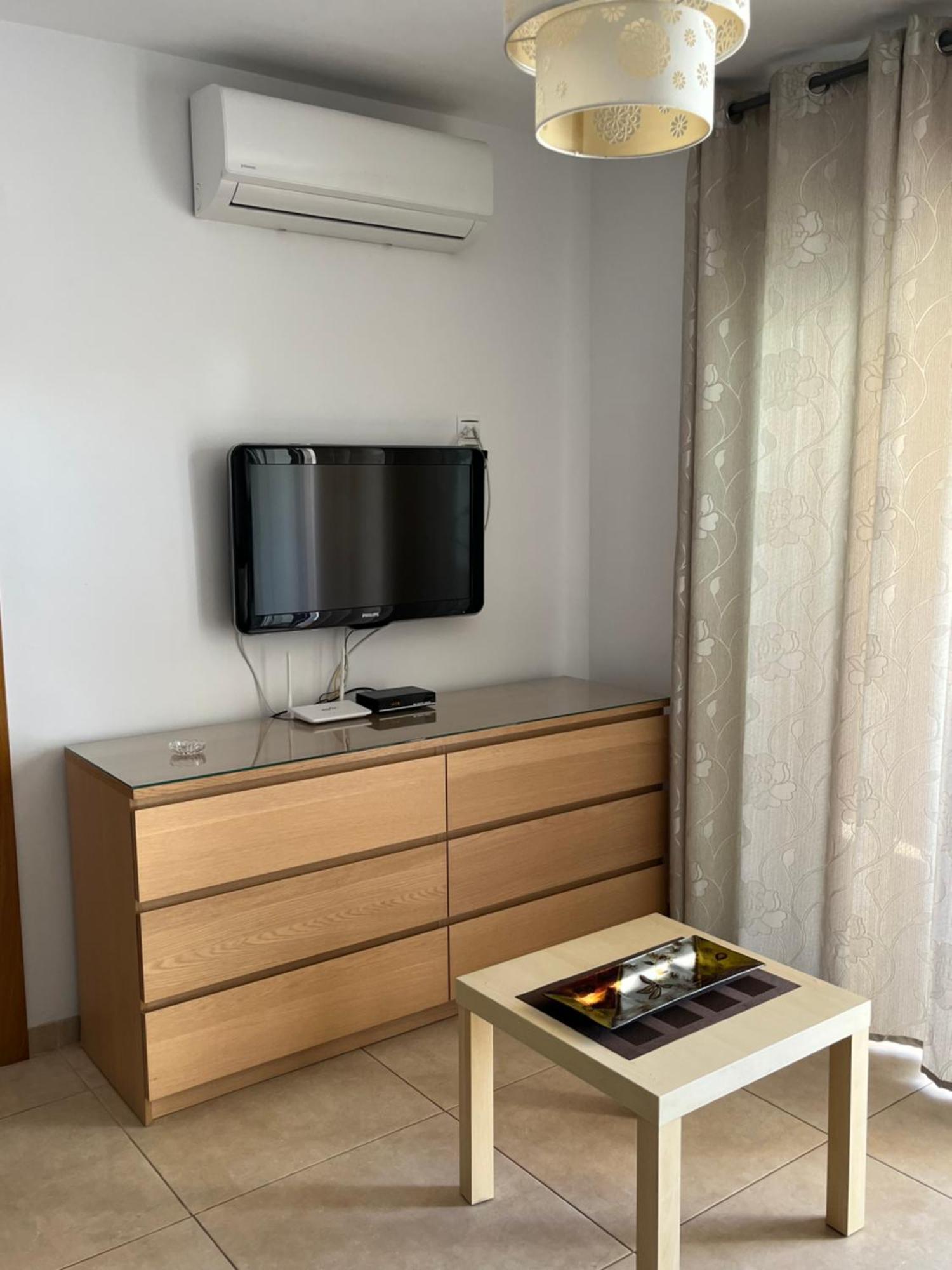 Amaner Capri Apartment Torre Del Mar Bagian luar foto