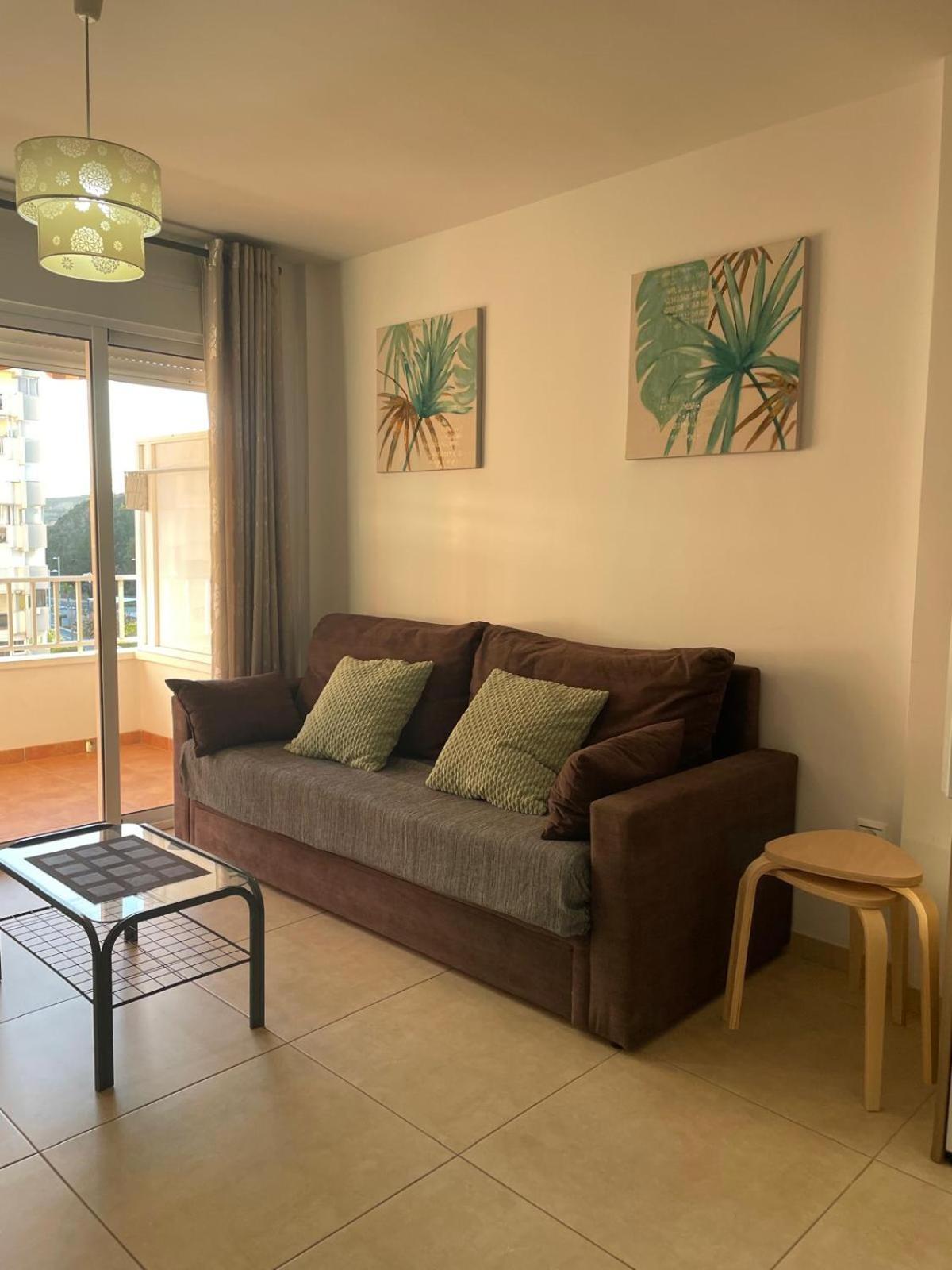 Amaner Capri Apartment Torre Del Mar Bagian luar foto